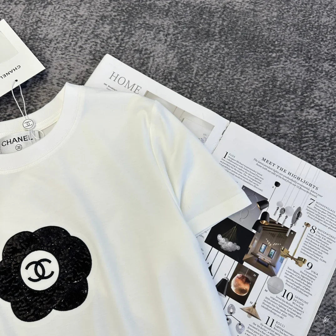 Chanel 2026 Flower T-Shirt Black and White Cotton 359322