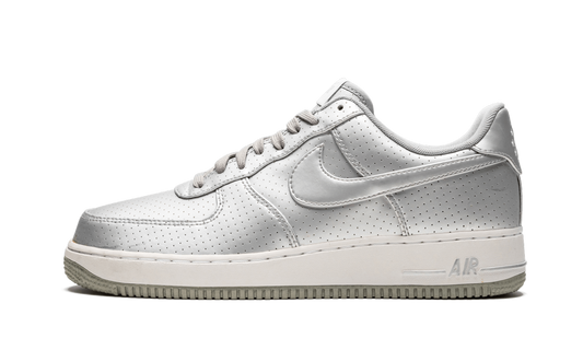 Air Force 1 '07 LV8 "SILVER" 718152 013