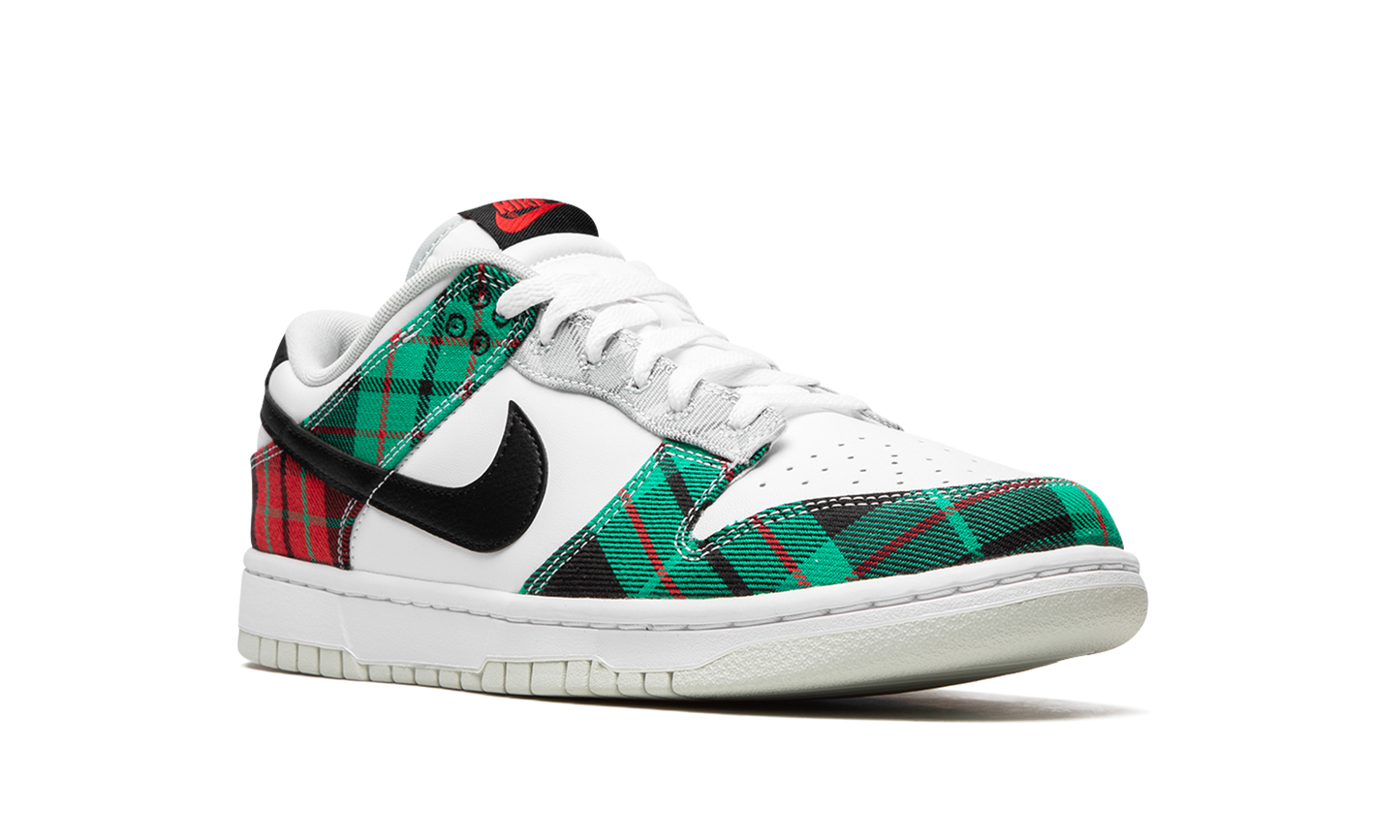 Dunk Low "Tartan Plaid" DV0827 100