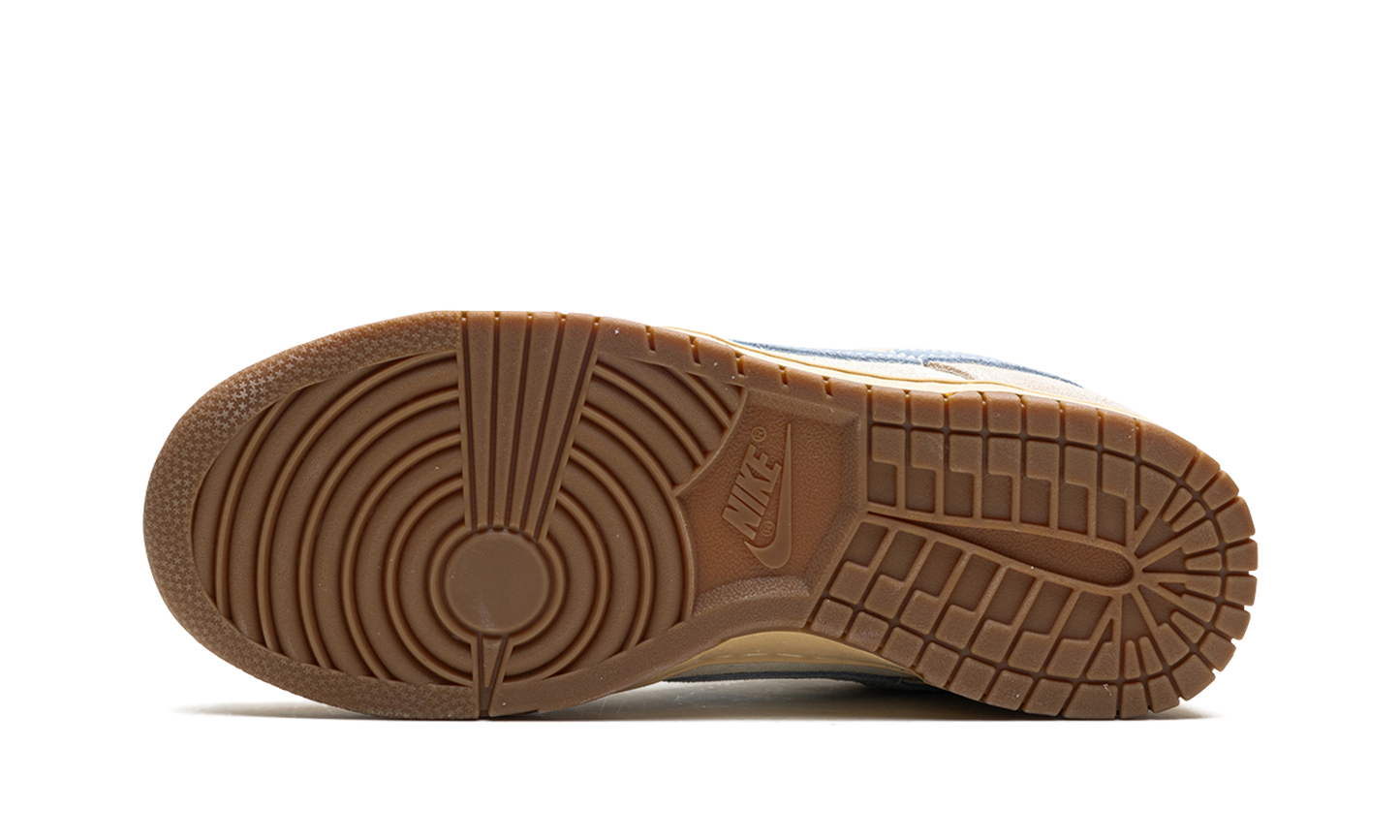 Nike Dunk Low "Sanddrift Armory Blue" HF0106 100