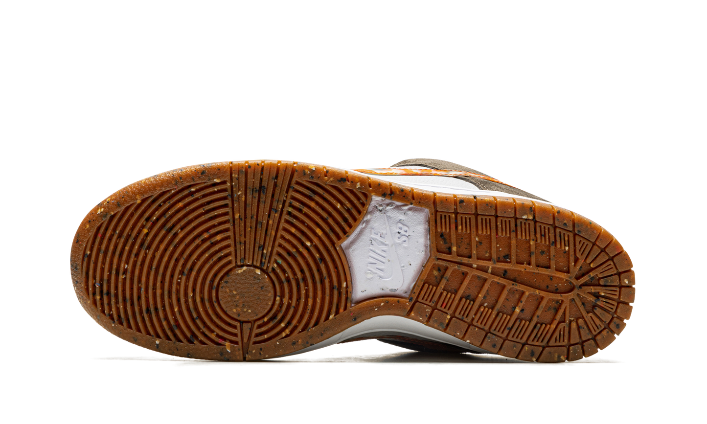 SB Dunk Low Pro QS "CRUSHED DC" DH7782 001