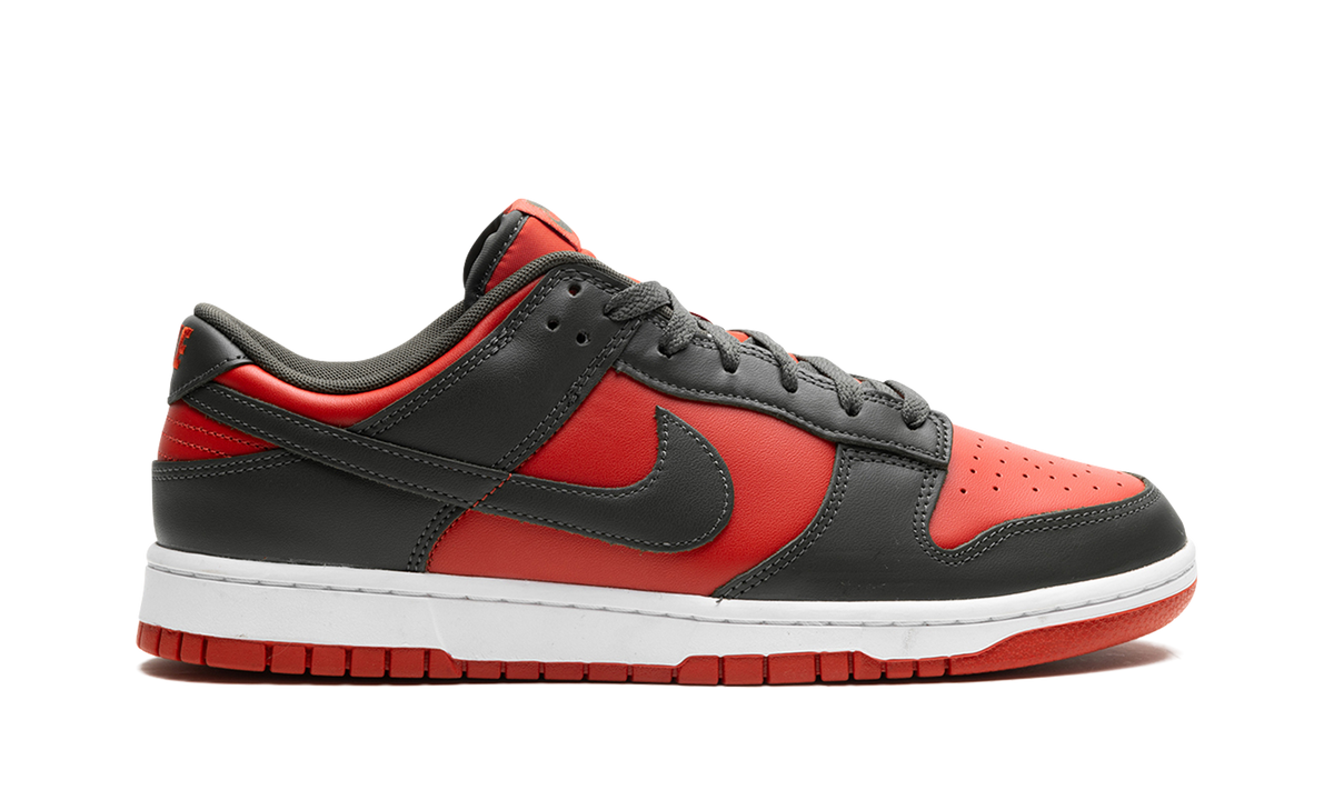 Dunk Low "Mystic Red" DV0833 600