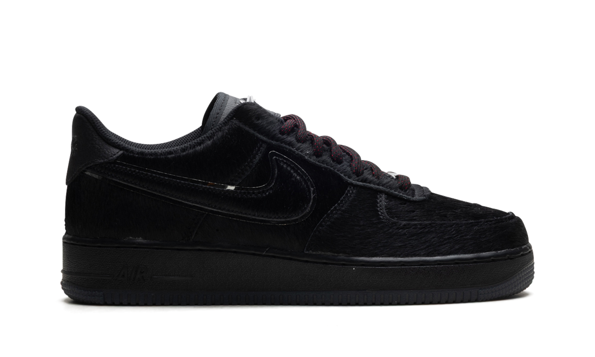 Air Force 1 Low "VUU Panthers" HQ7026 001