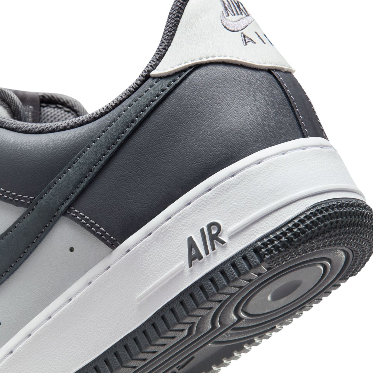 Air Force 1 Low 07 - Mens