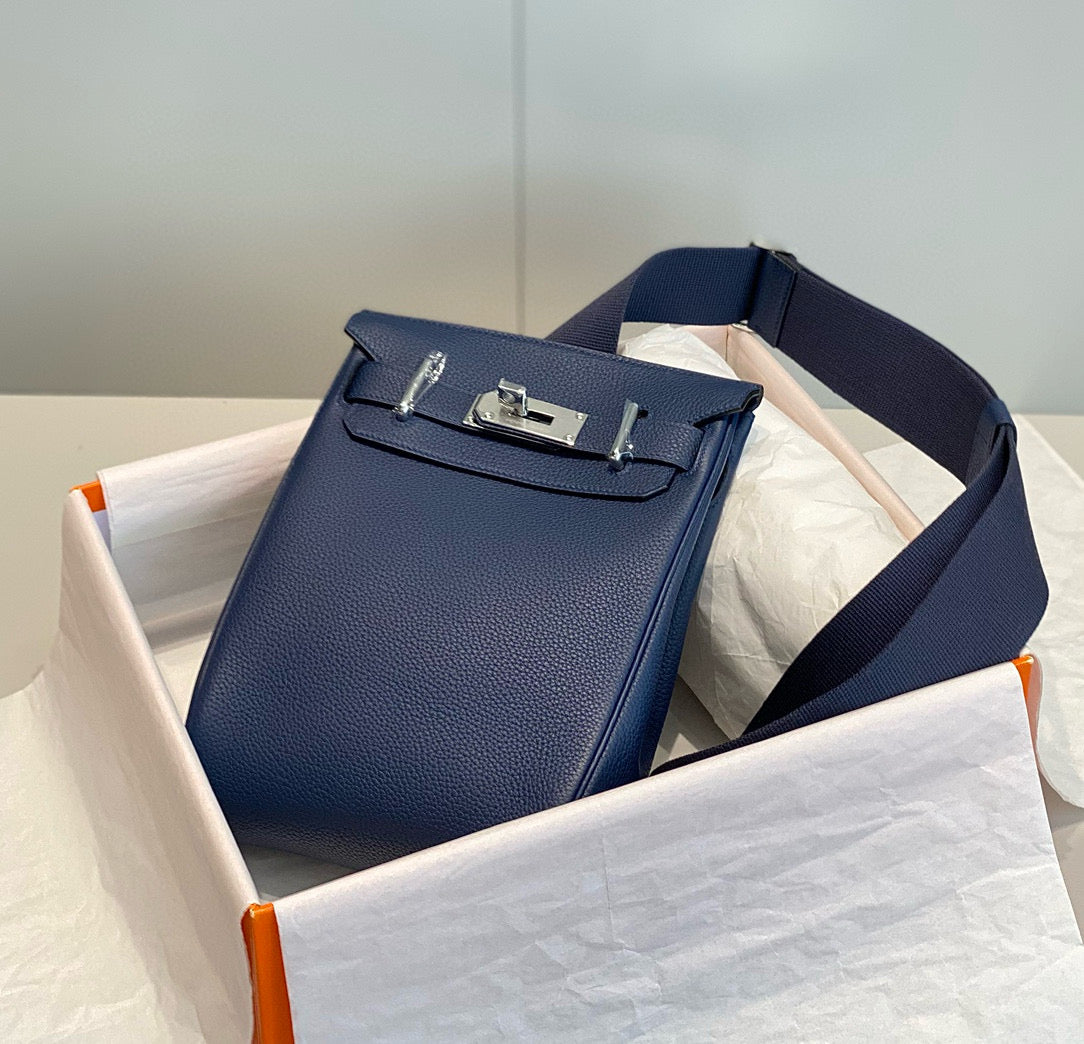 HM HAC A DOS PM 26CM NAVY BLUE TOGO LEATHER SILVER HARDWARE