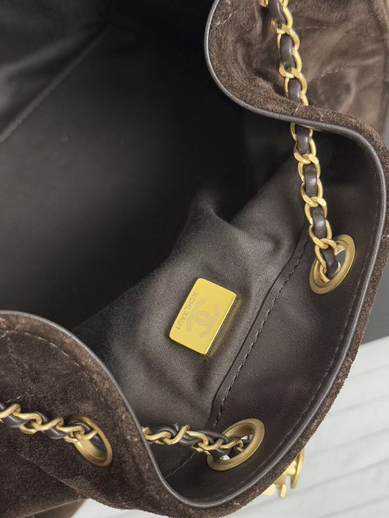 CC 25FW Hobo Bag 26cm Dark Brown Suede