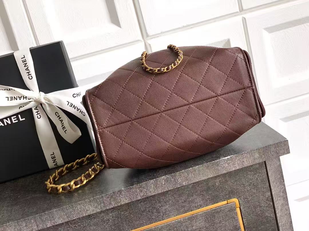 CC 2026 Hobo Small Bag Chocolate Caviar GHW