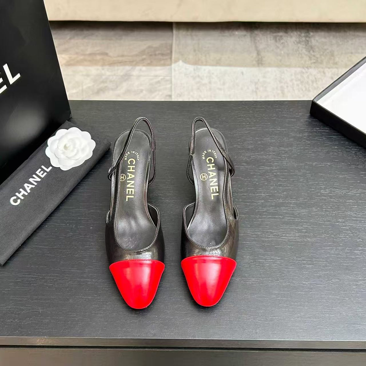 CC 26s Slingback 9cm Black Red Leather