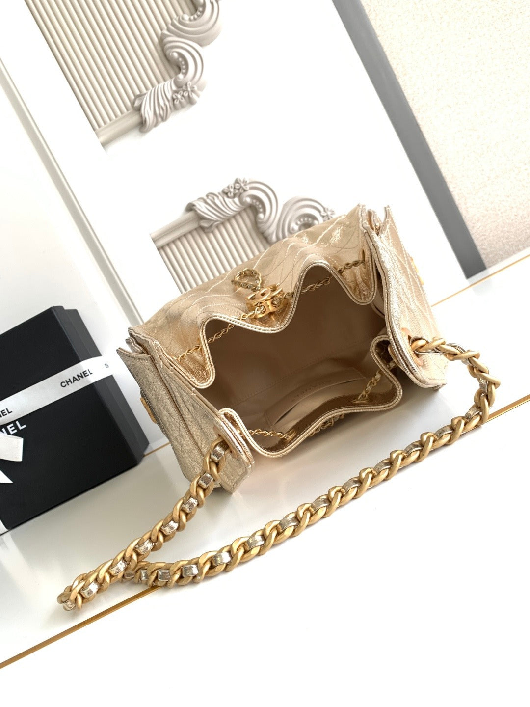 CC 25 Hobo Bag 26cm Gold Metallic Grained Calfskin