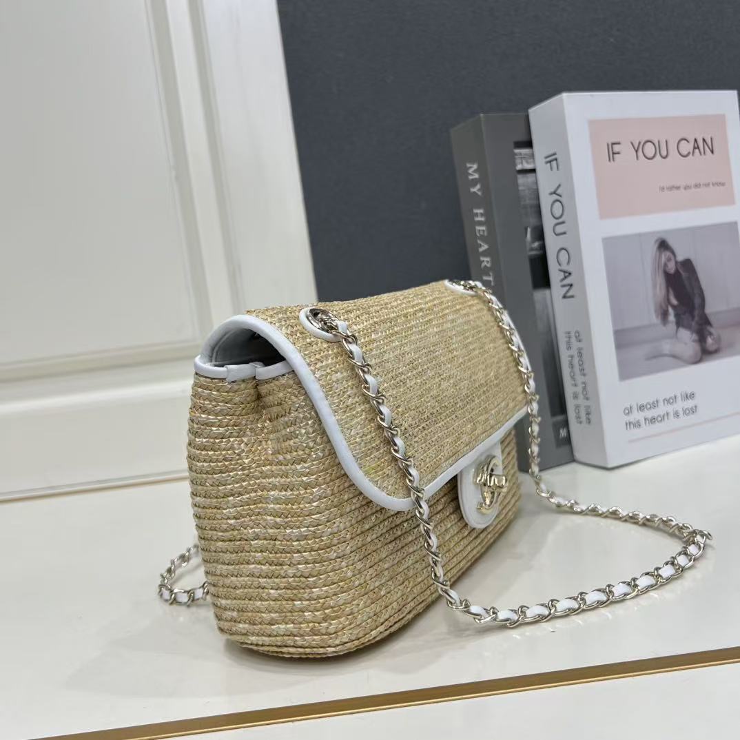 CC Small Flap Bag 23cm Beige Gold Hardware in Raffia