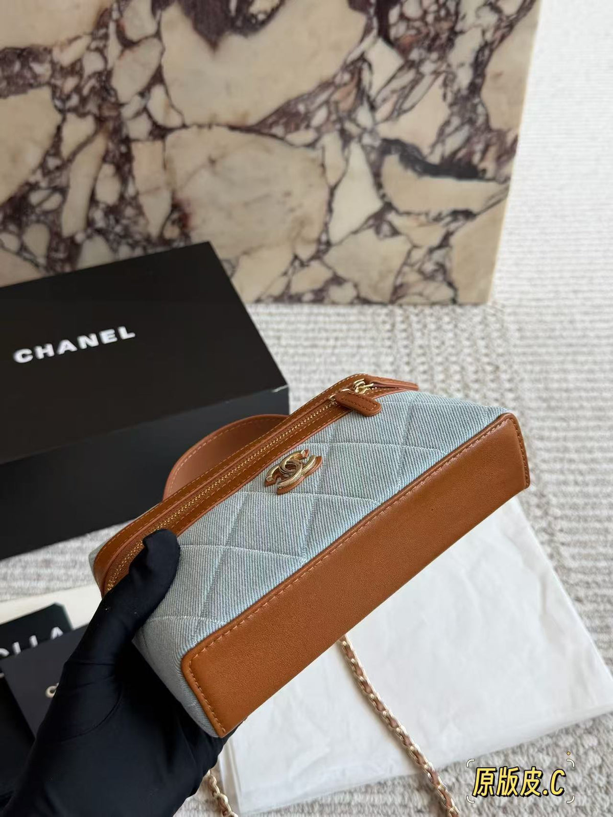 CC Coco Beach Vanity 19cm Light Blue Denim Brown Leather