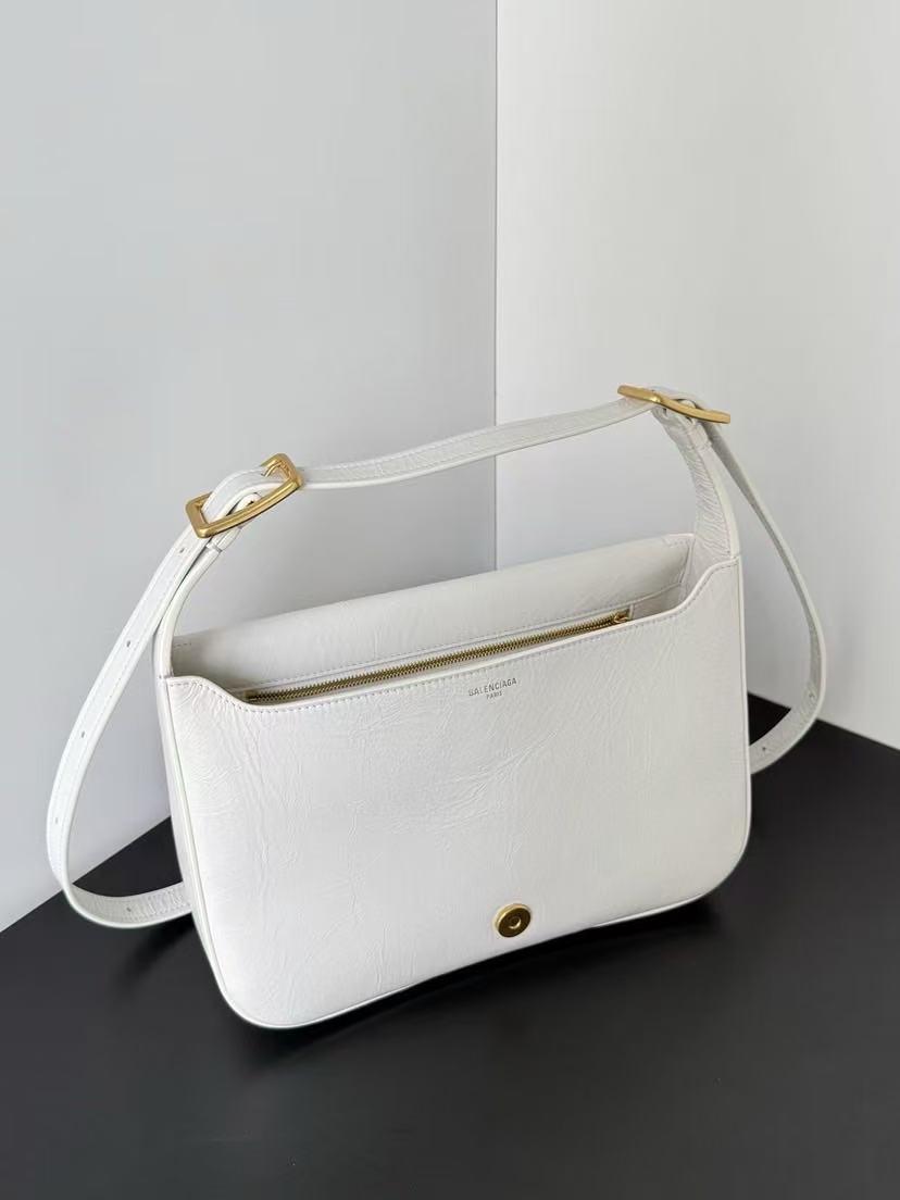 Clicca Shoulder Bag Medium White Arena Lambskin