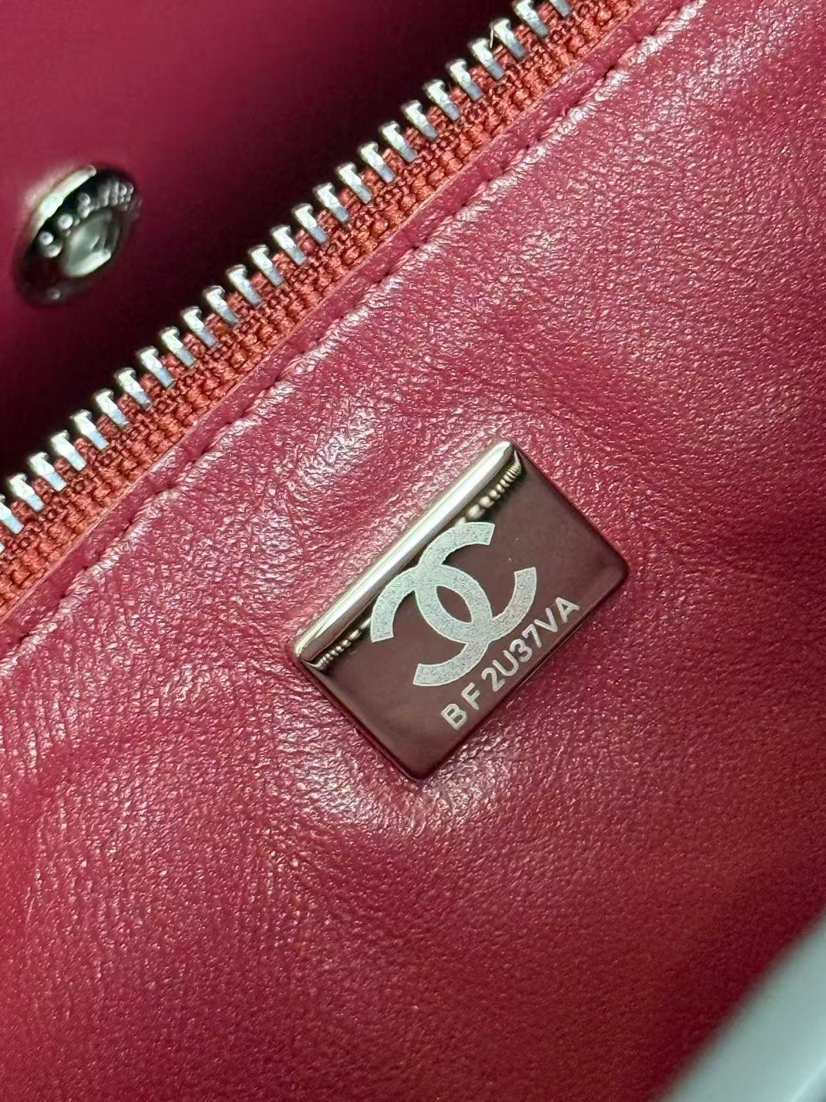 Chanel 2026 Maxi Flap Bag 29cm Black Calfskin