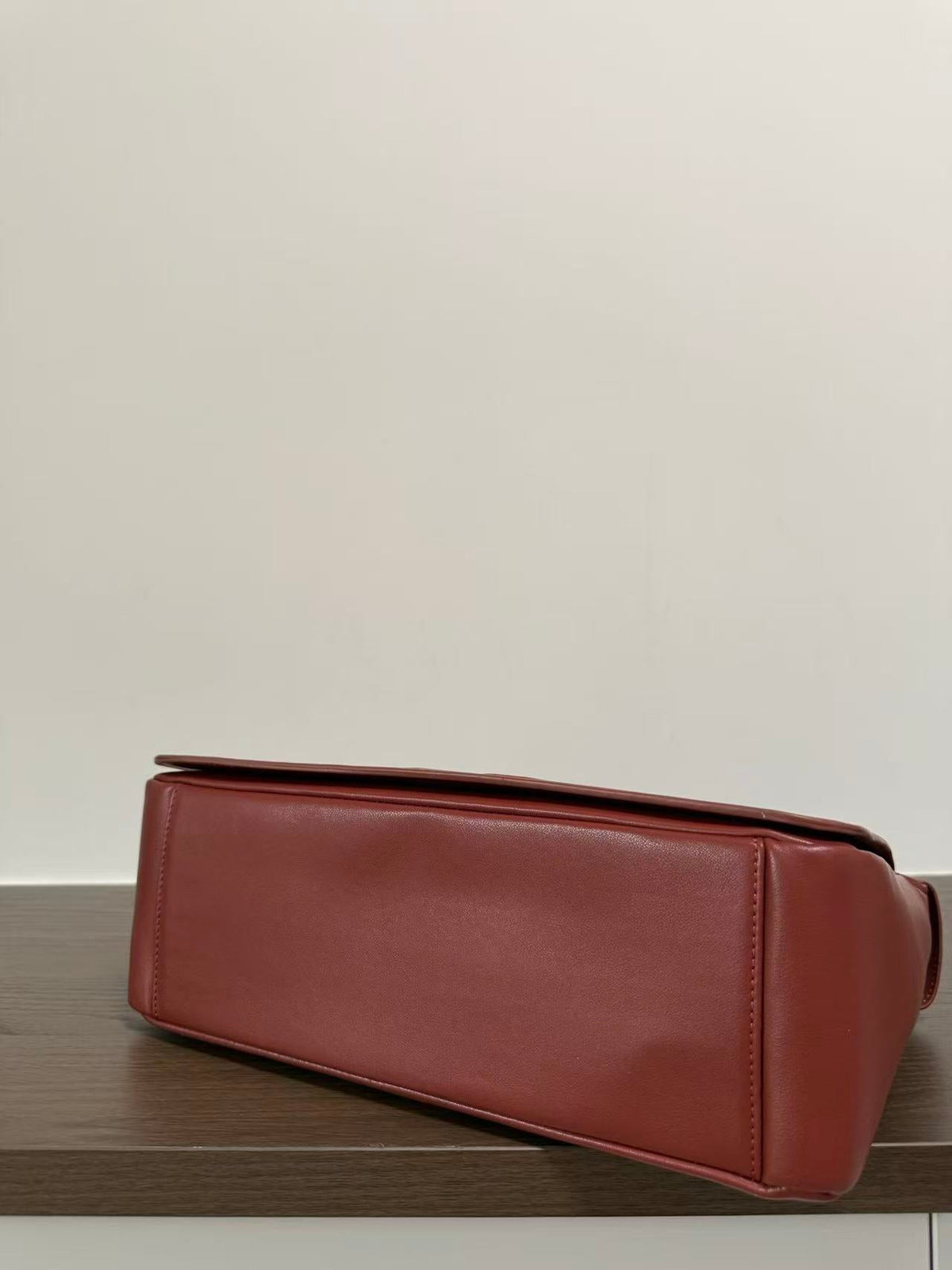 CC 26s Maxi Messenger Bag Brown Lambskin