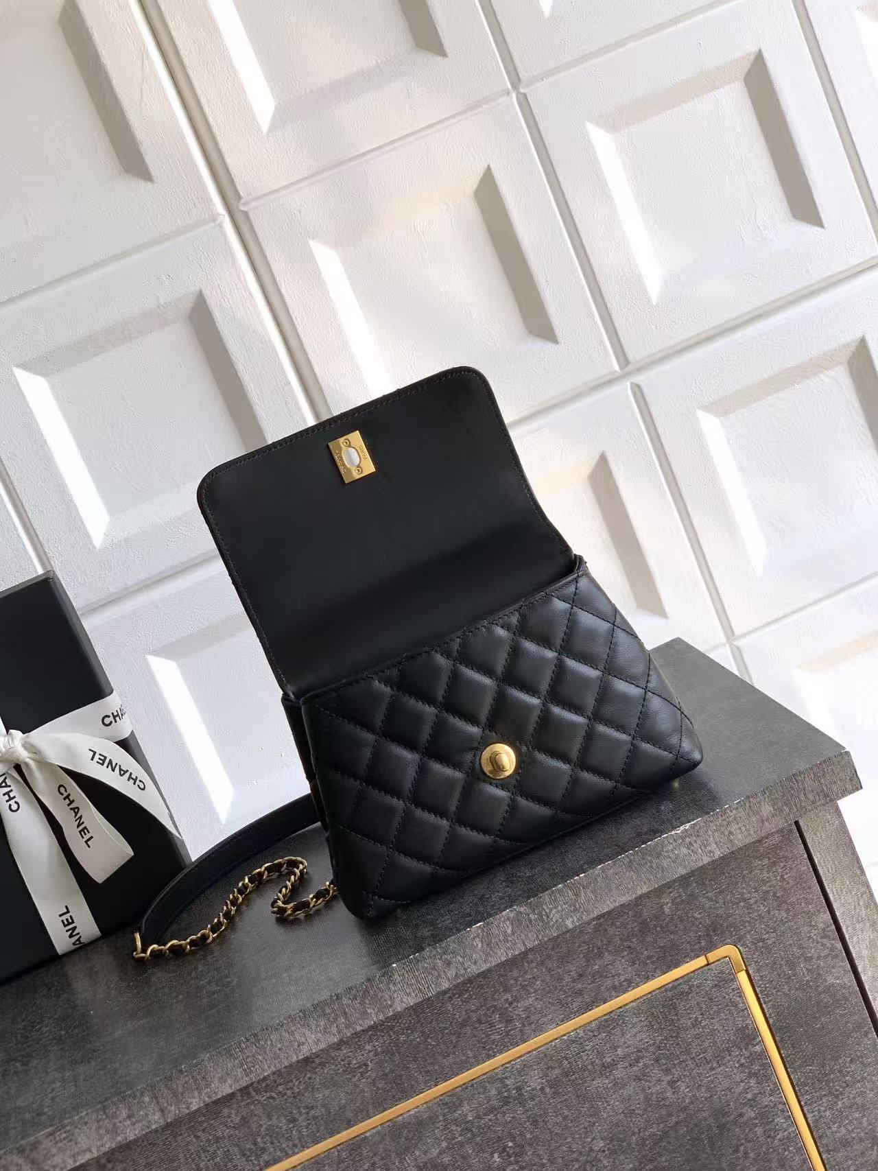 CC Mini Coco Handbag 19cm Black Calfskin
