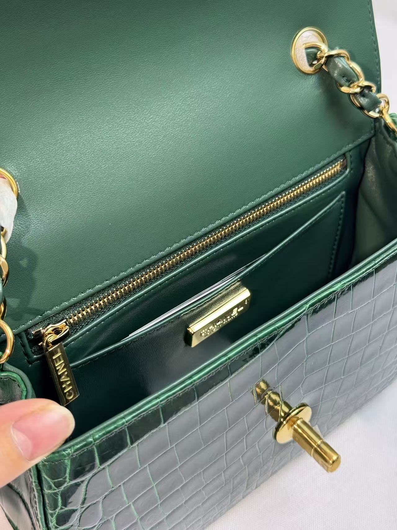 CC Mini Flap Bag 20cm Teal Green Crocodile (Need production time)
