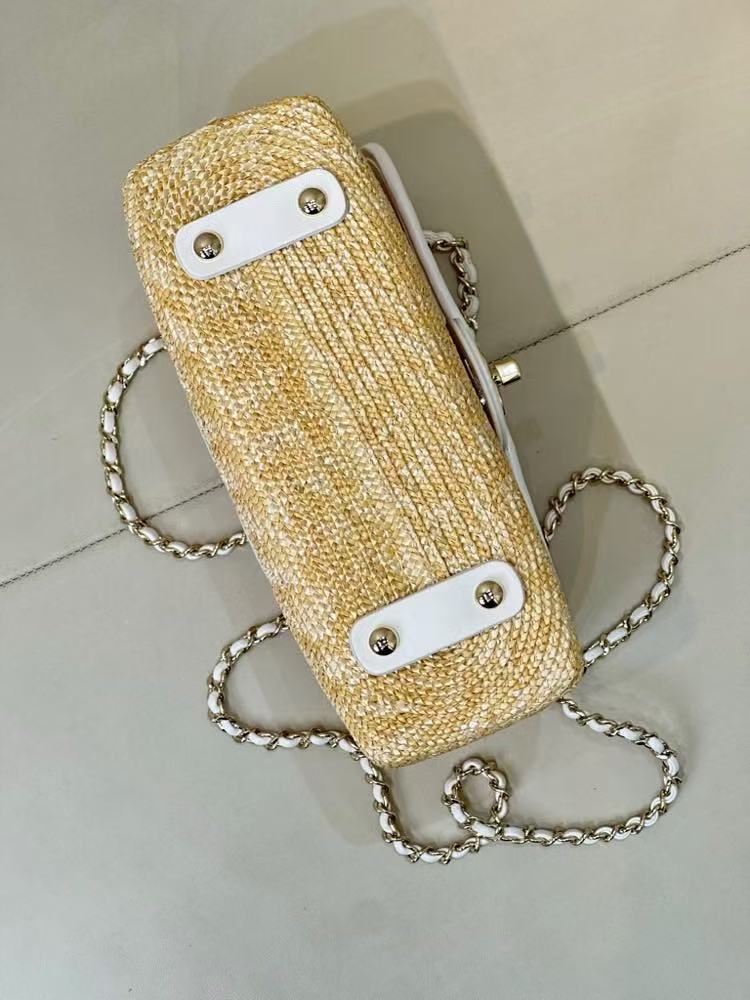 CC 2026 Flap Bag 23cm Beige Raffia And Lambskin