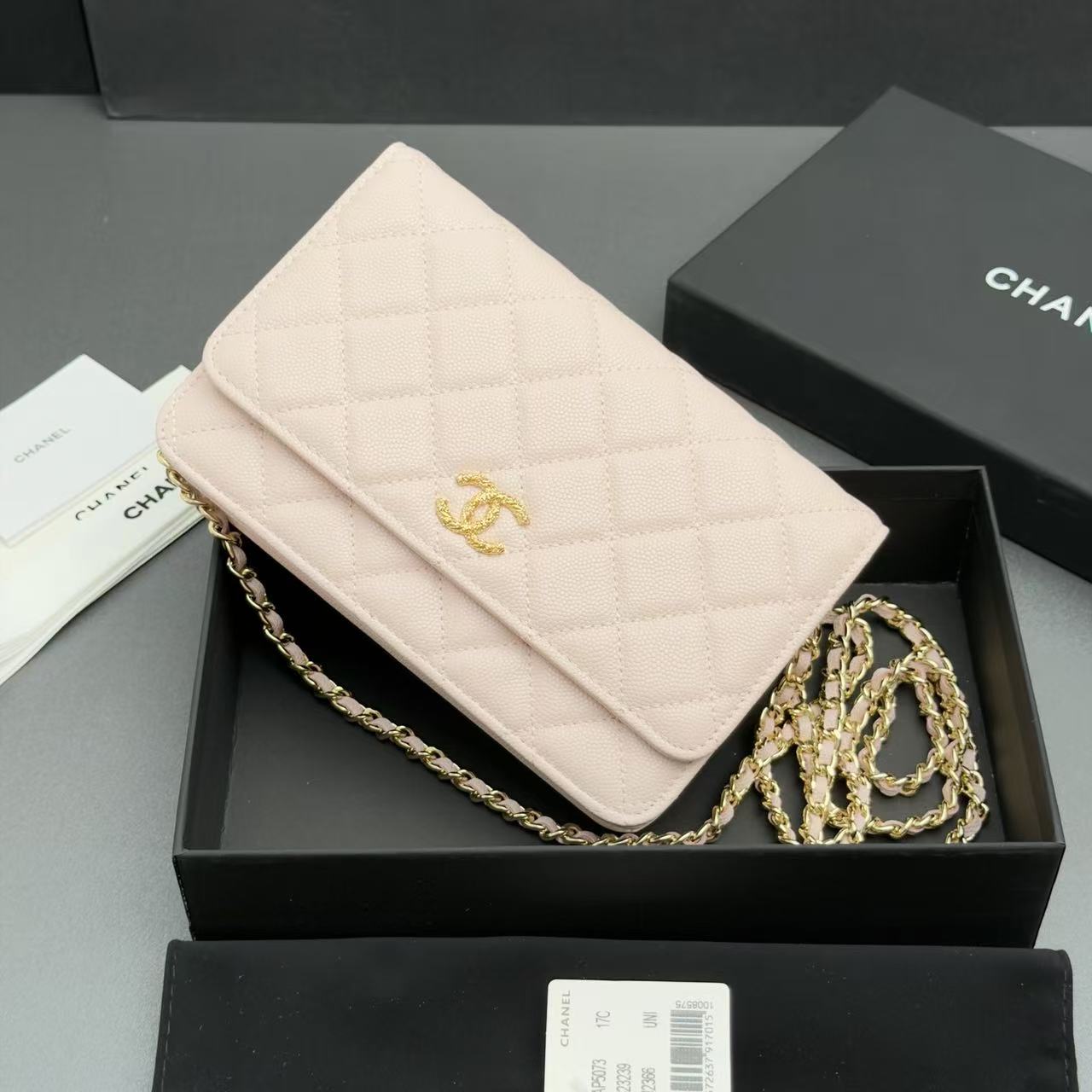 CC 26s WOC 19cm Light Pink Caviar Gold Hardware