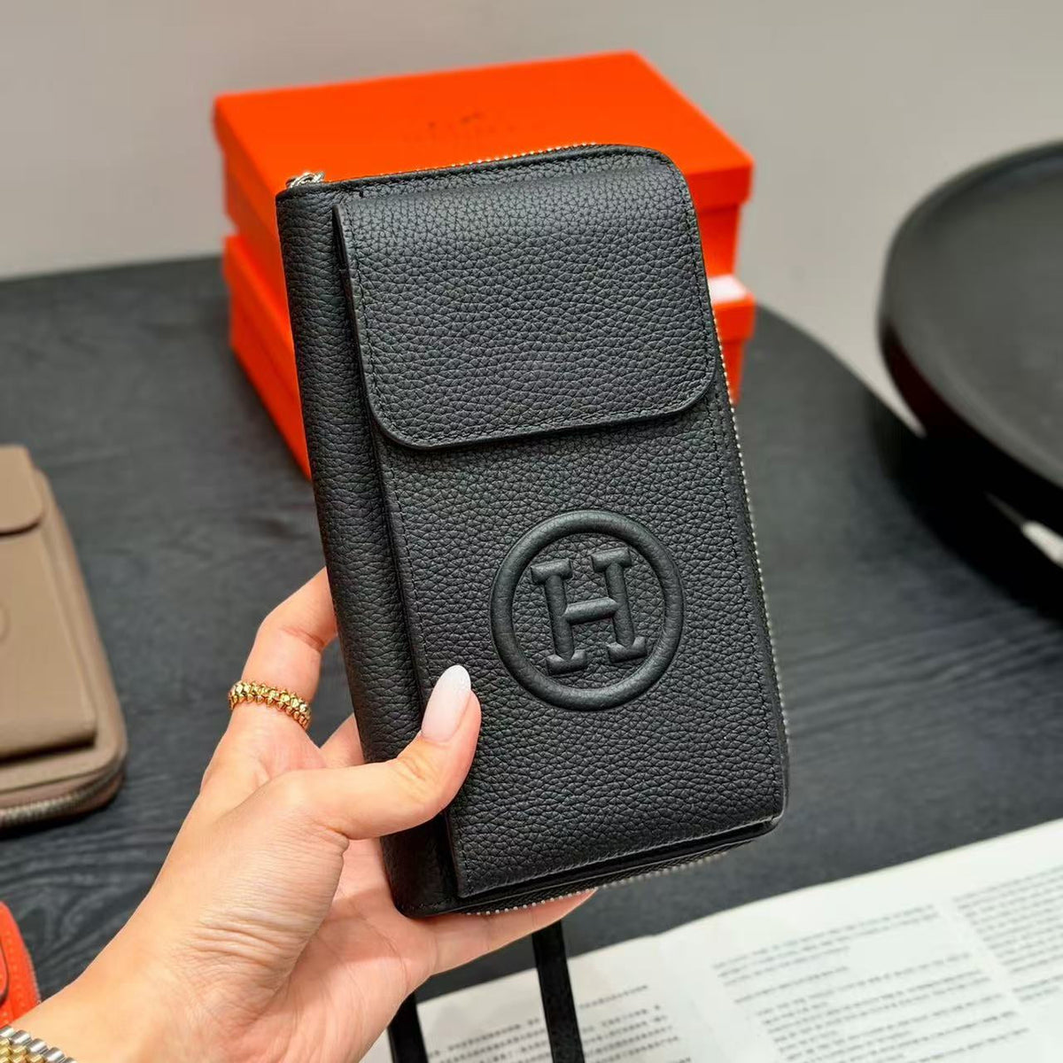 HM H-Logo Phone Wallet Bag 19cm In Black Togo Leather
