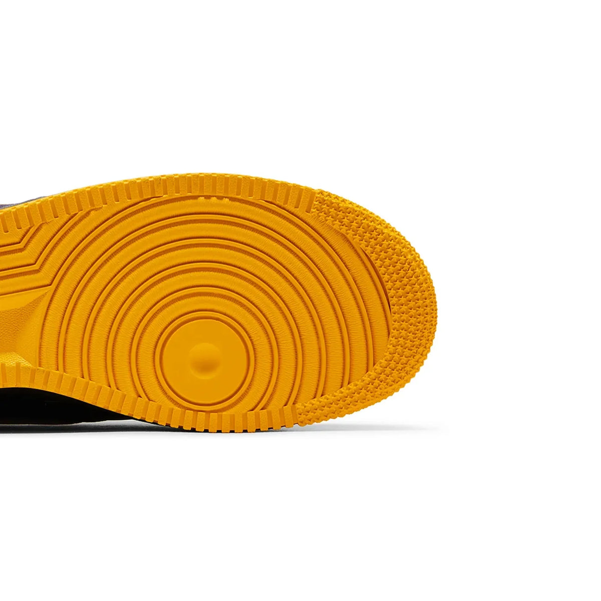 Nike Air Force 1 Low 'Kobe Bryant Lakers Away' (Numbered Edition of 8000) (2024)