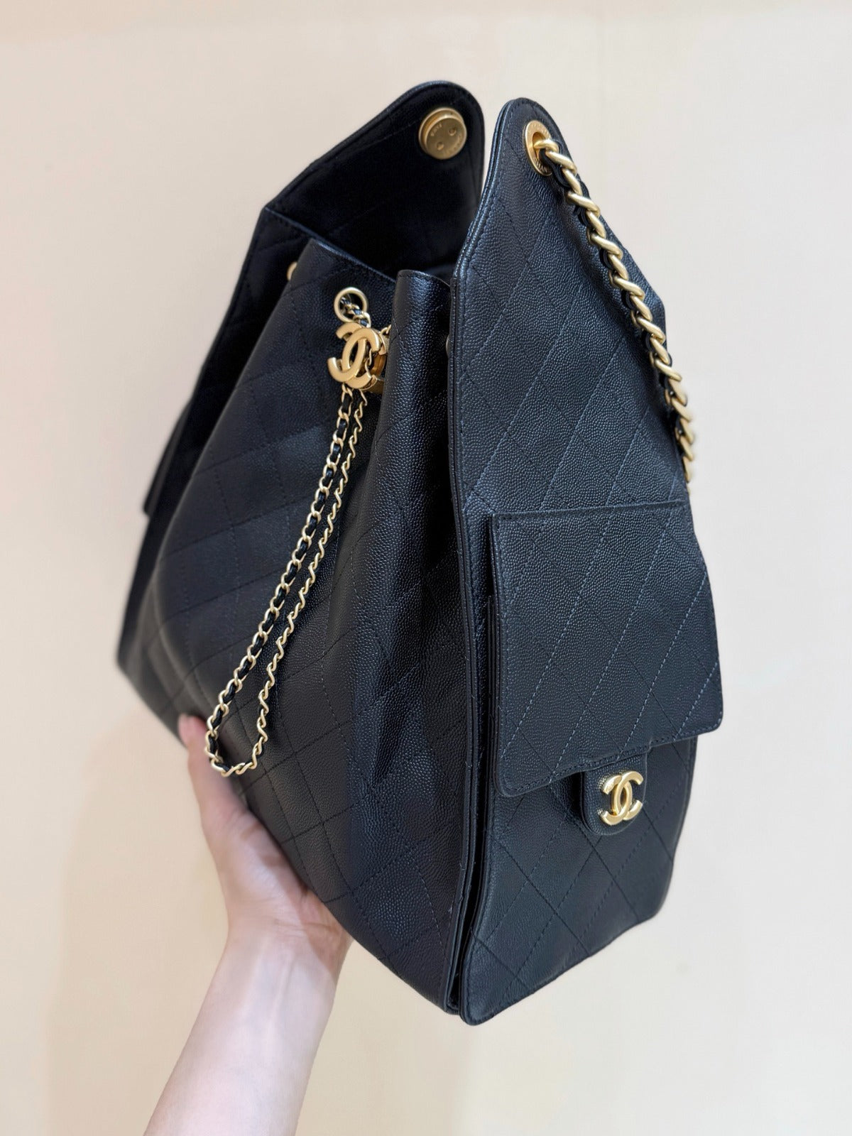 CC 25C Hobo Bag Large 40cm Black Caviar GHW