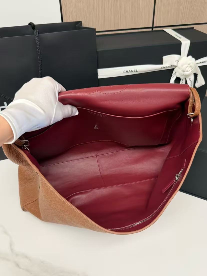CC 26s Maxi Flap Bag 38.5cm Camel Brown Cowhide
