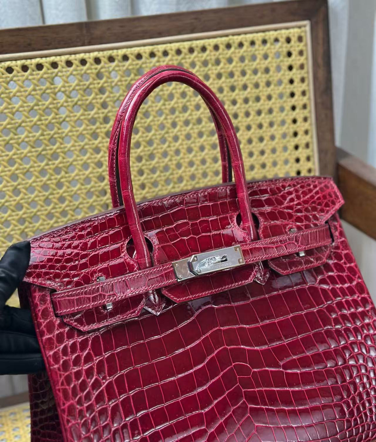 HM Birkin 25cm Deep Red Shiny Crocodile (15 day for production)