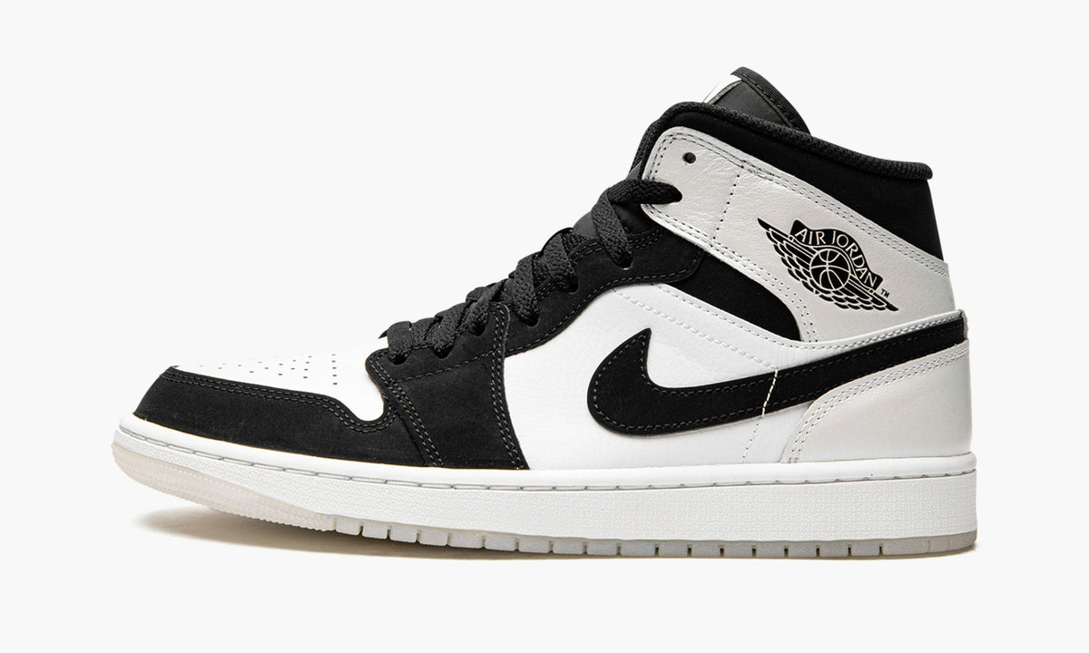 Air Jordan 1 MID SE Diamond Sneakers - Court Classic | Sneakerhead Pick