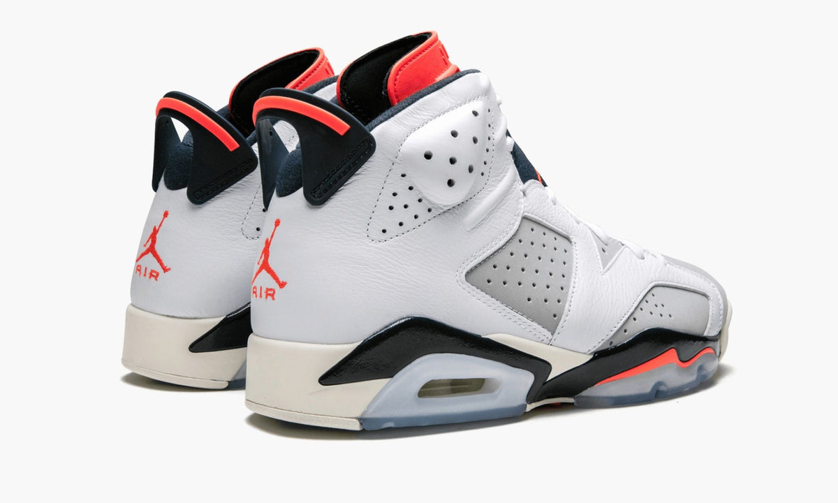 Air Jordan 6 Retro Tinker Hatfield Sneakers - OG Colorway
