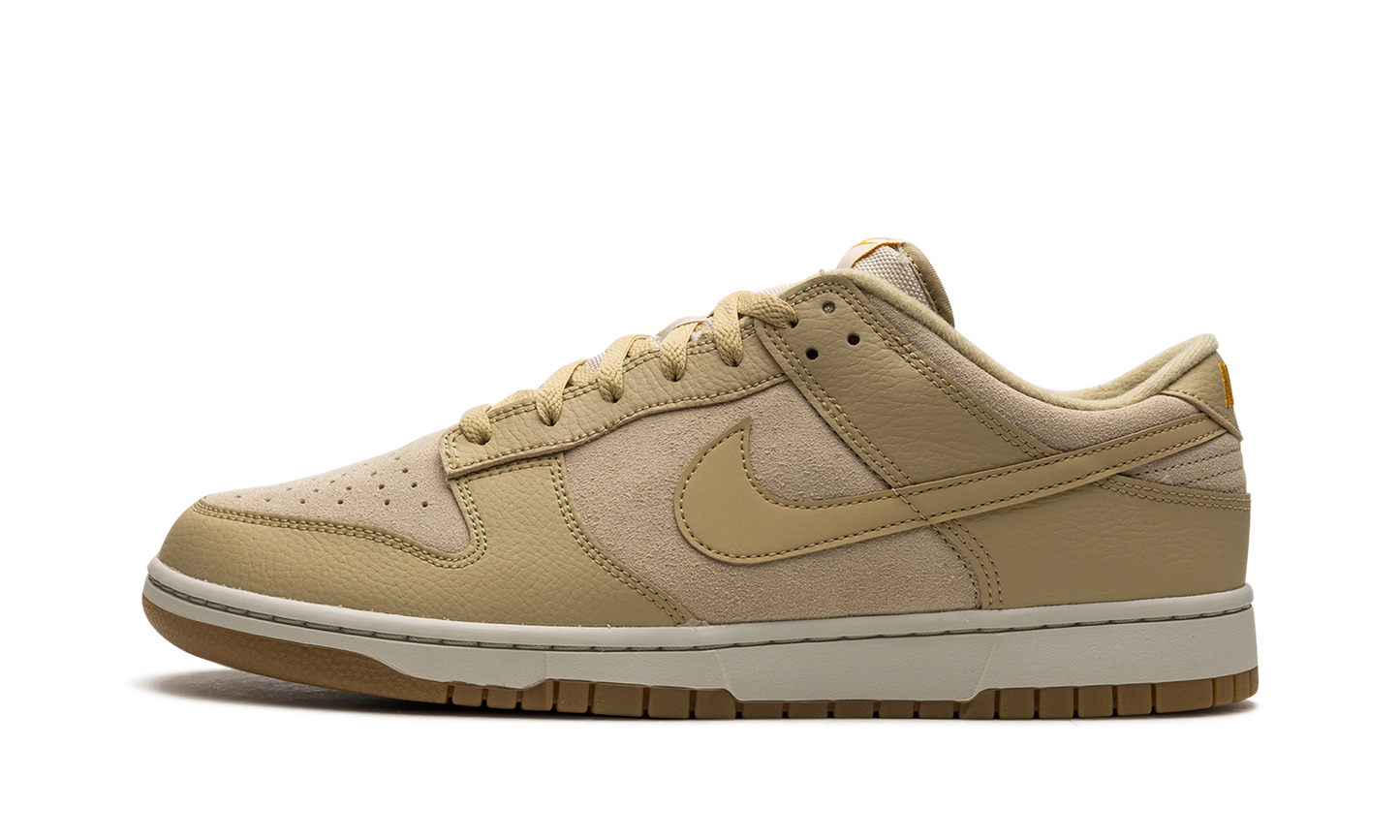 Dunk Low "Khaki / Gum" DZ4513 200