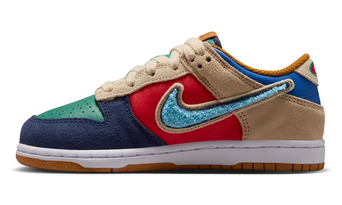 Dunk Low PS "Midnight Navy / Green Noise / Linen / Speed Red" IV6202 410