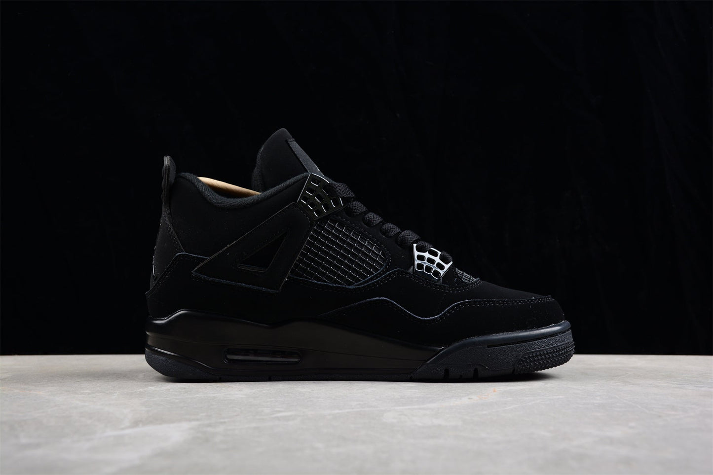 AJ 4 Black Cat