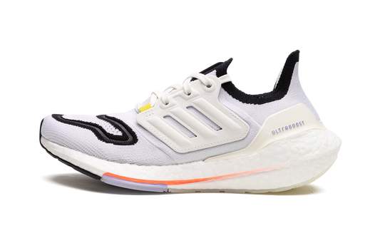 ULTRABOOST 22 WMNS "Core White" GX8017