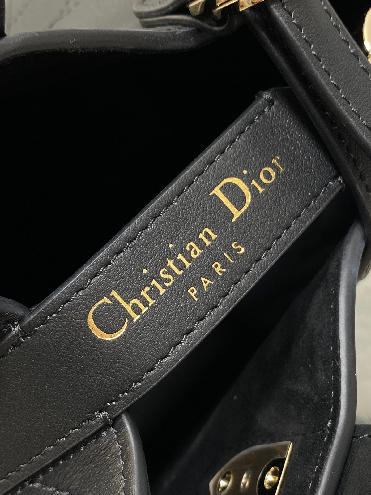 Dior 2026 Toujours Bag 18cm Black White Calfskin 286513