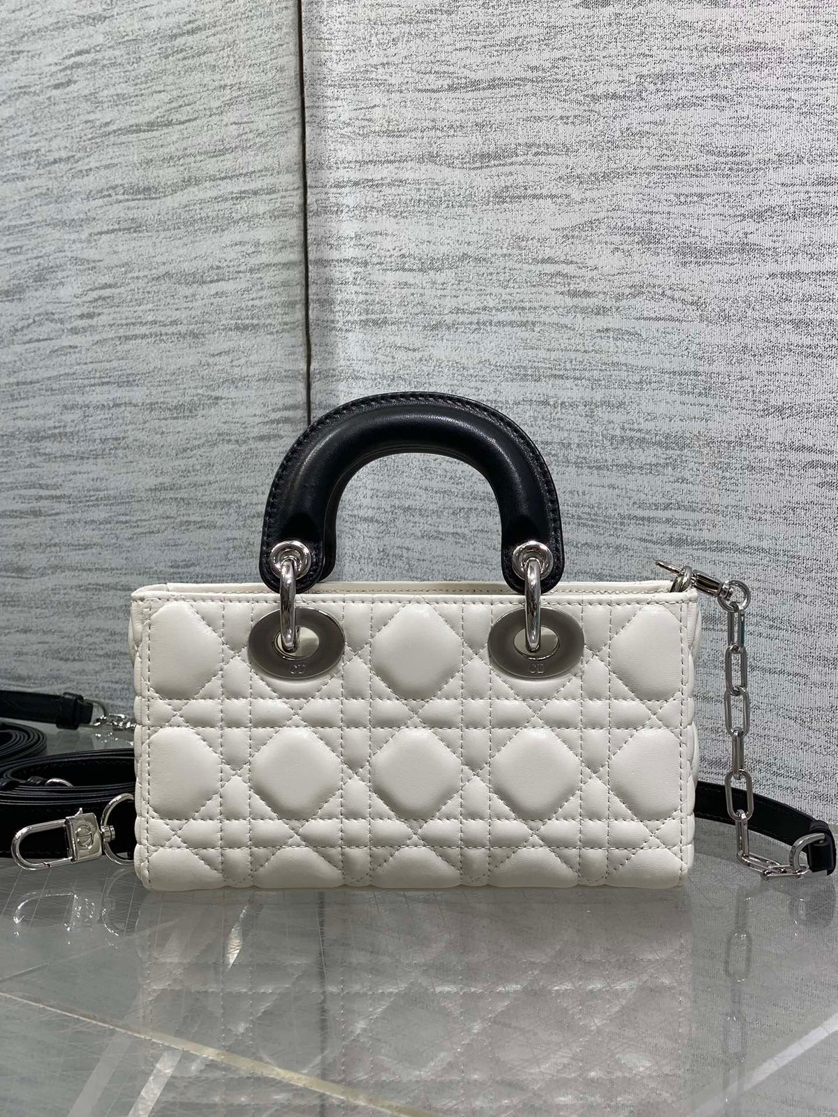 CD 2026 Bow Lady D-Joy Black mix White Cannage Lambskin 286573