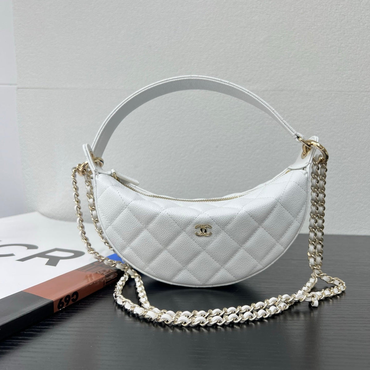 Chanel 2026 Clutch Bag With Strap 22cm Leather