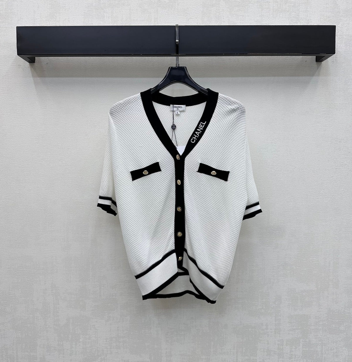 CC 26 Color-Blocked V-Neck Short-Sleeve Knit Cardigan in Wool