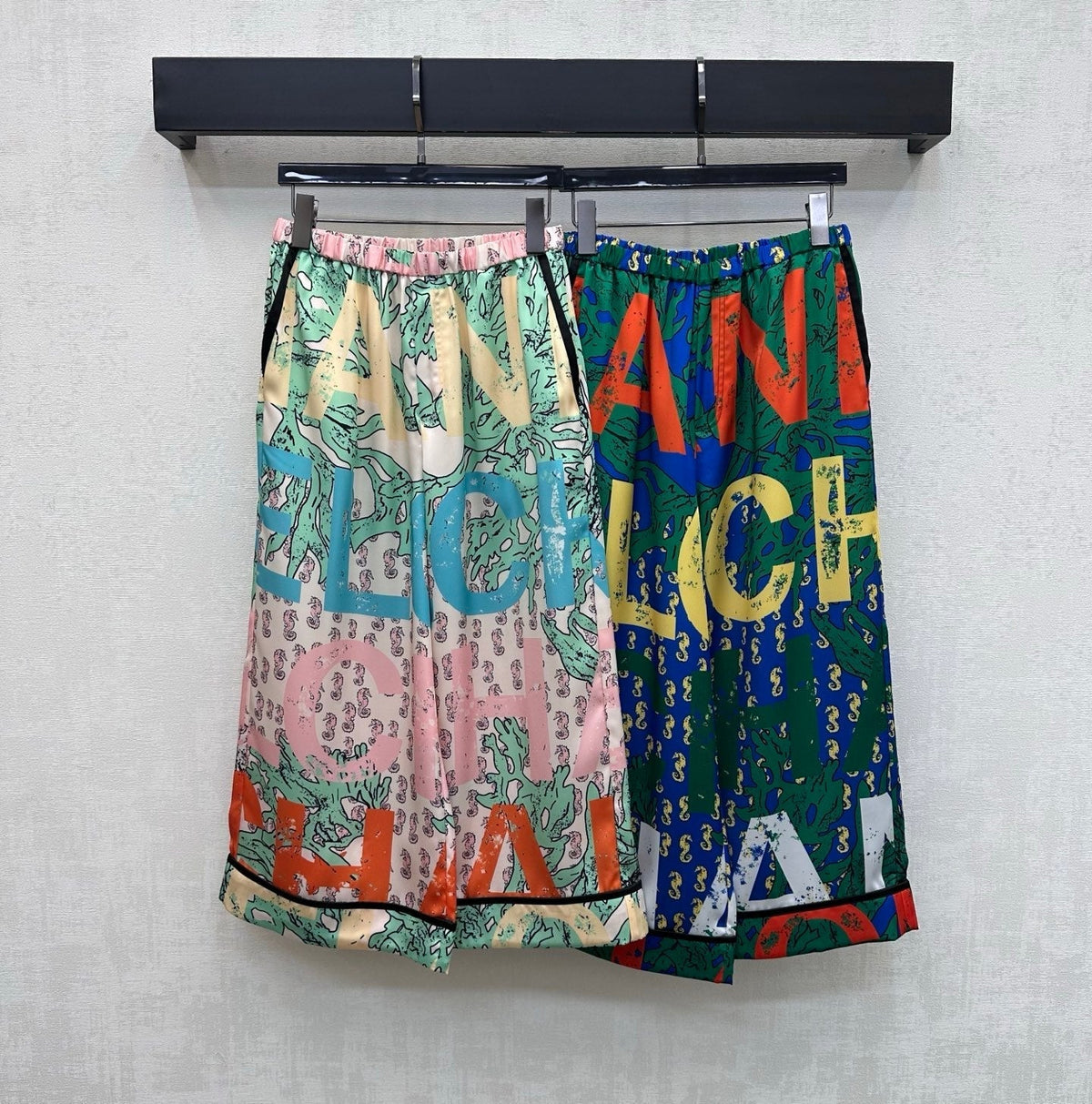 CC 26 Artistic Print Straight-Leg Trousers in Polyamide