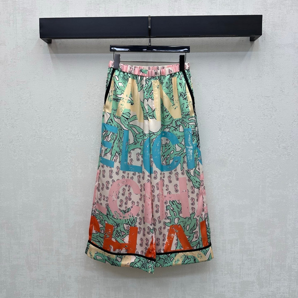 CC 26 Artistic Print Straight-Leg Trousers in Polyamide