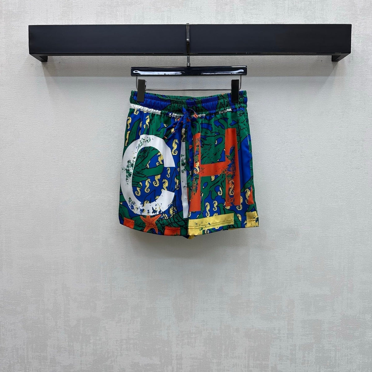 CC 26 Artistic Print Drawstring Shorts in Polyamide
