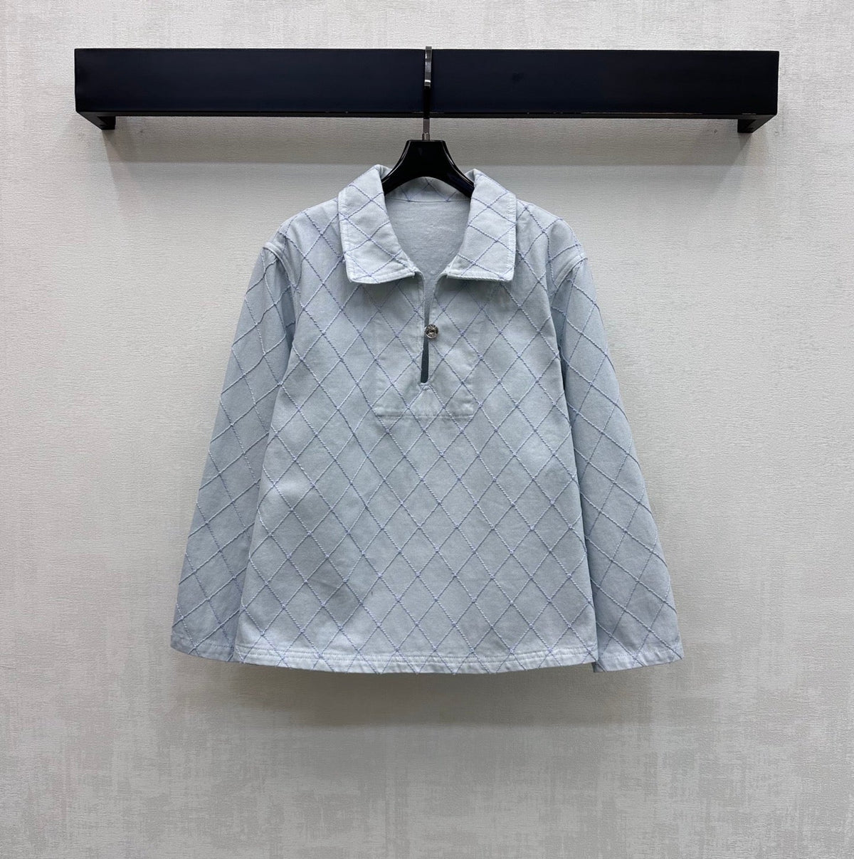CC 26 Diamond-Patterned Denim Collared Top in Cotton