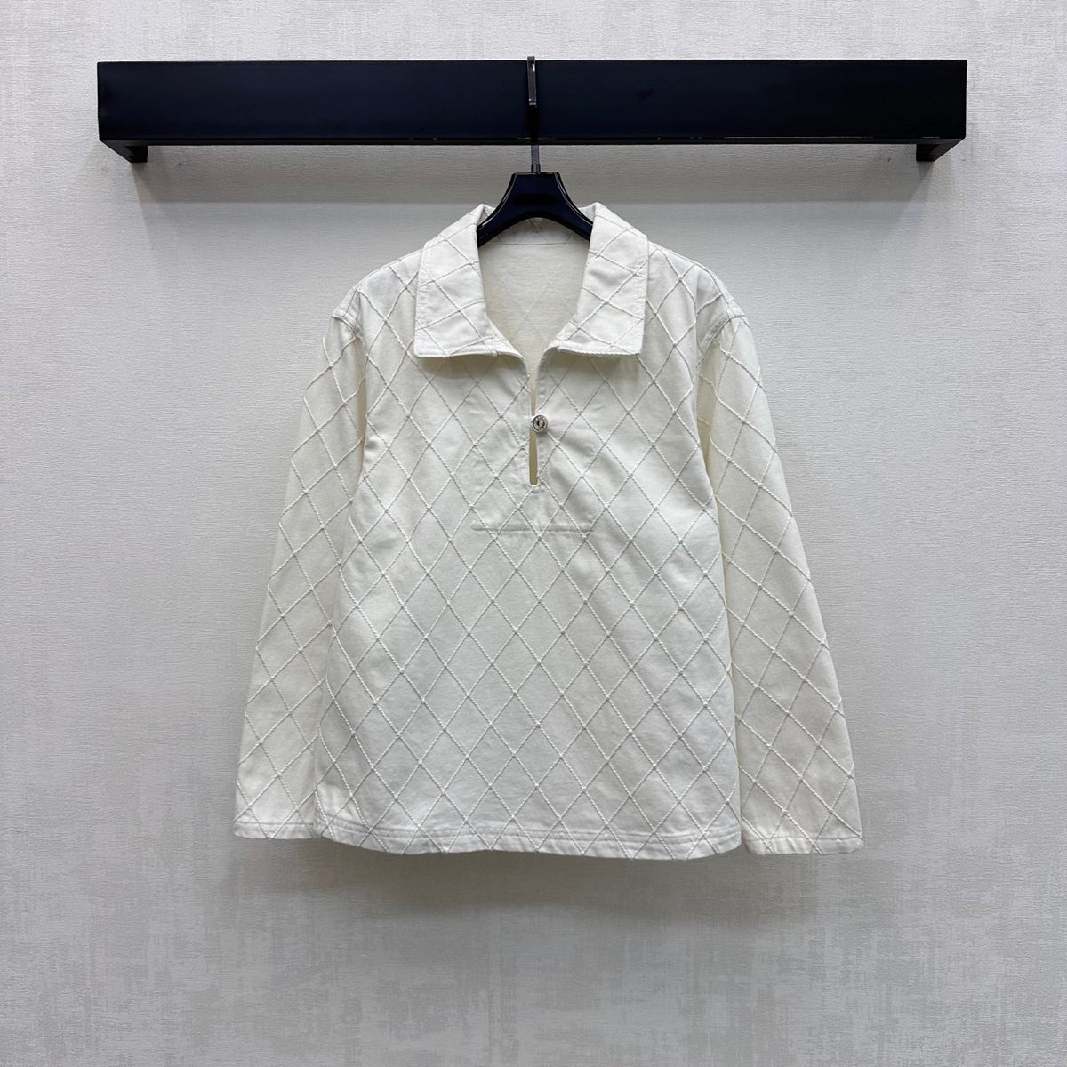 CC 26 Diamond-Patterned Denim Collared Top in Cotton