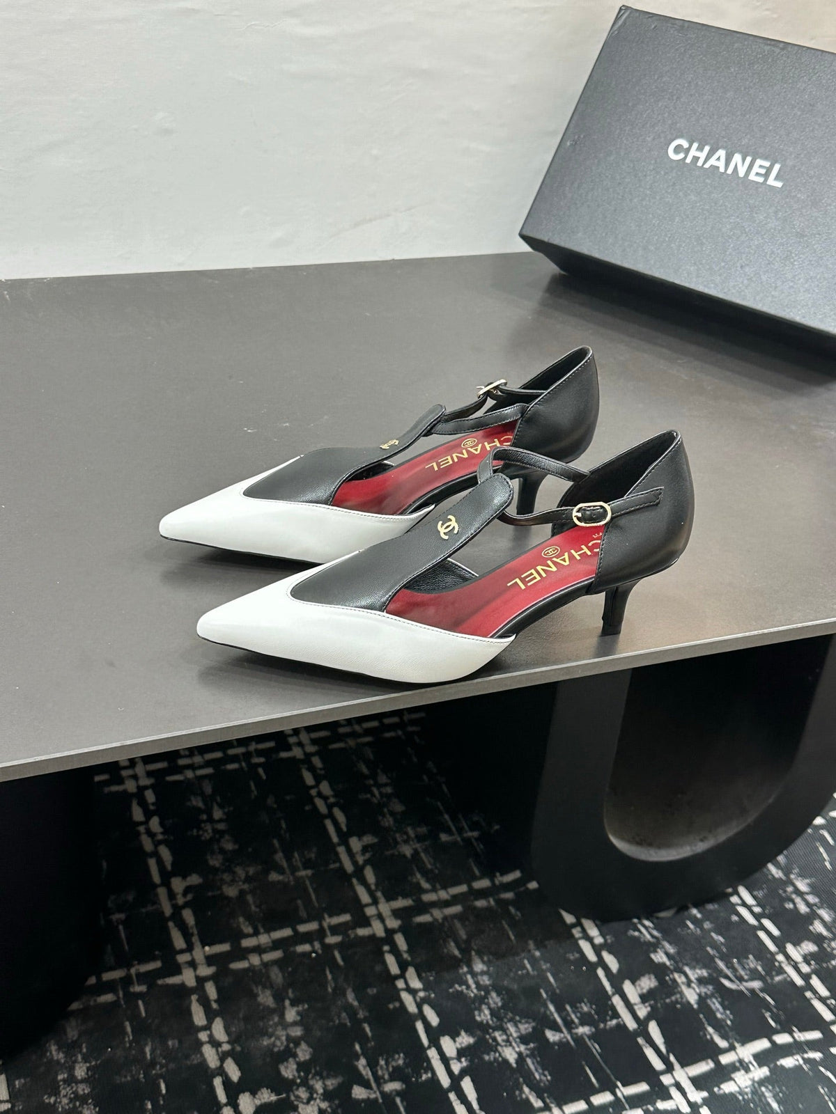 Chanel 2026 Sandals Sheepskin 832544