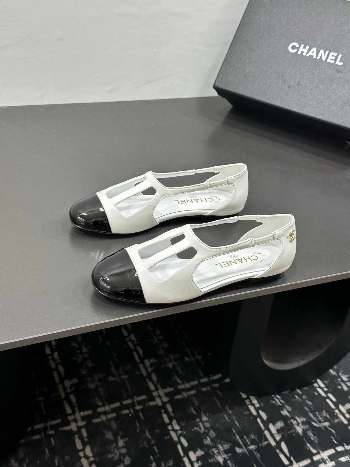 Chanel 2026 Flat Sandals Leather Sheepskin 832561