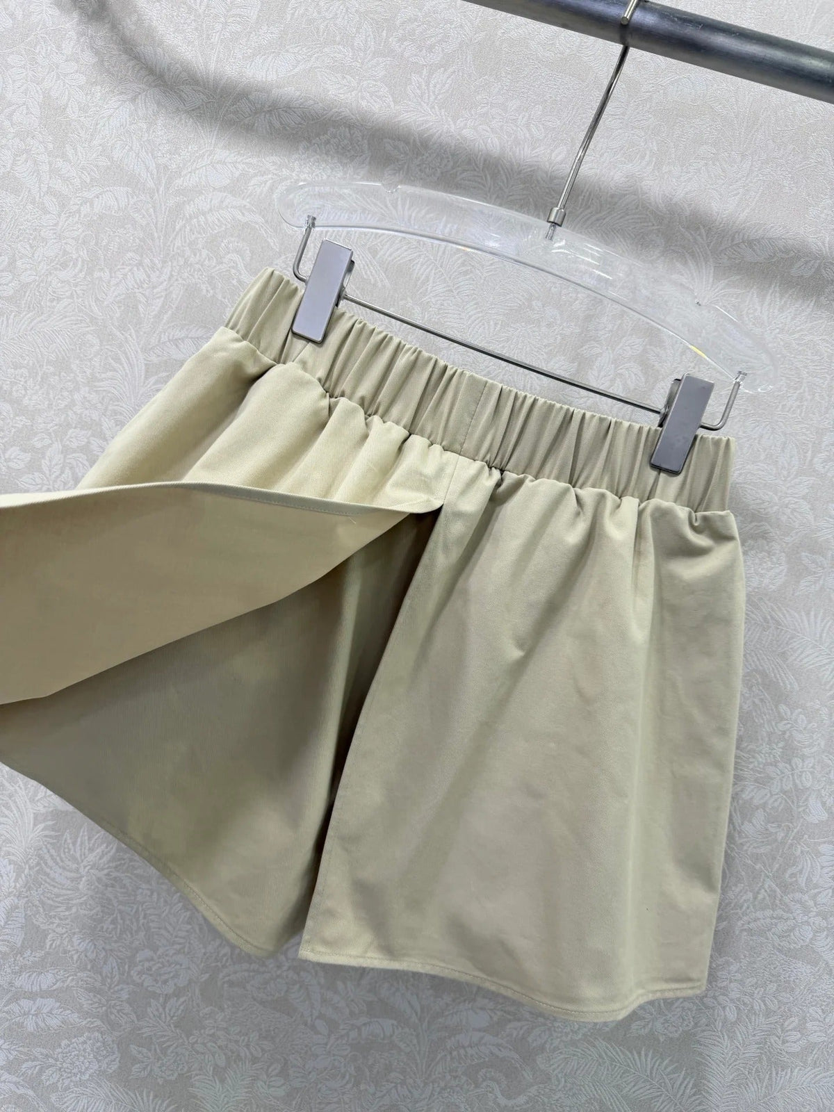 Chanel 2026 Large Pocket Cargo Shorts Skirt Khaki Cotton 359637