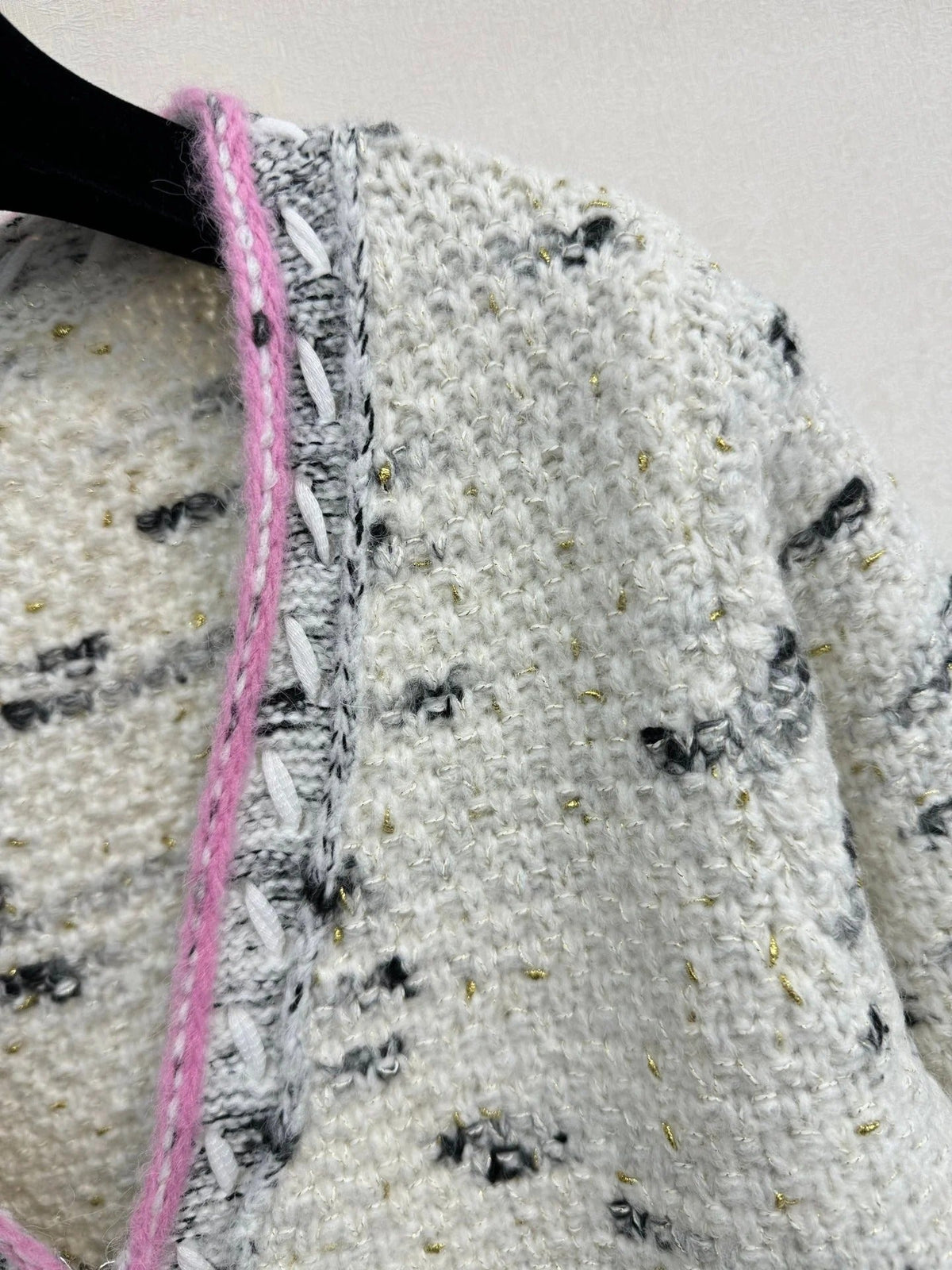 Chanel 2026 V-neck Cardigan Pink Mix White Wool 424707