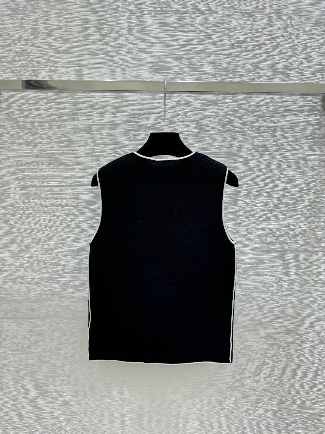 Chanel 2026 V-neck Knit Vest Black White Cotton Polyamide