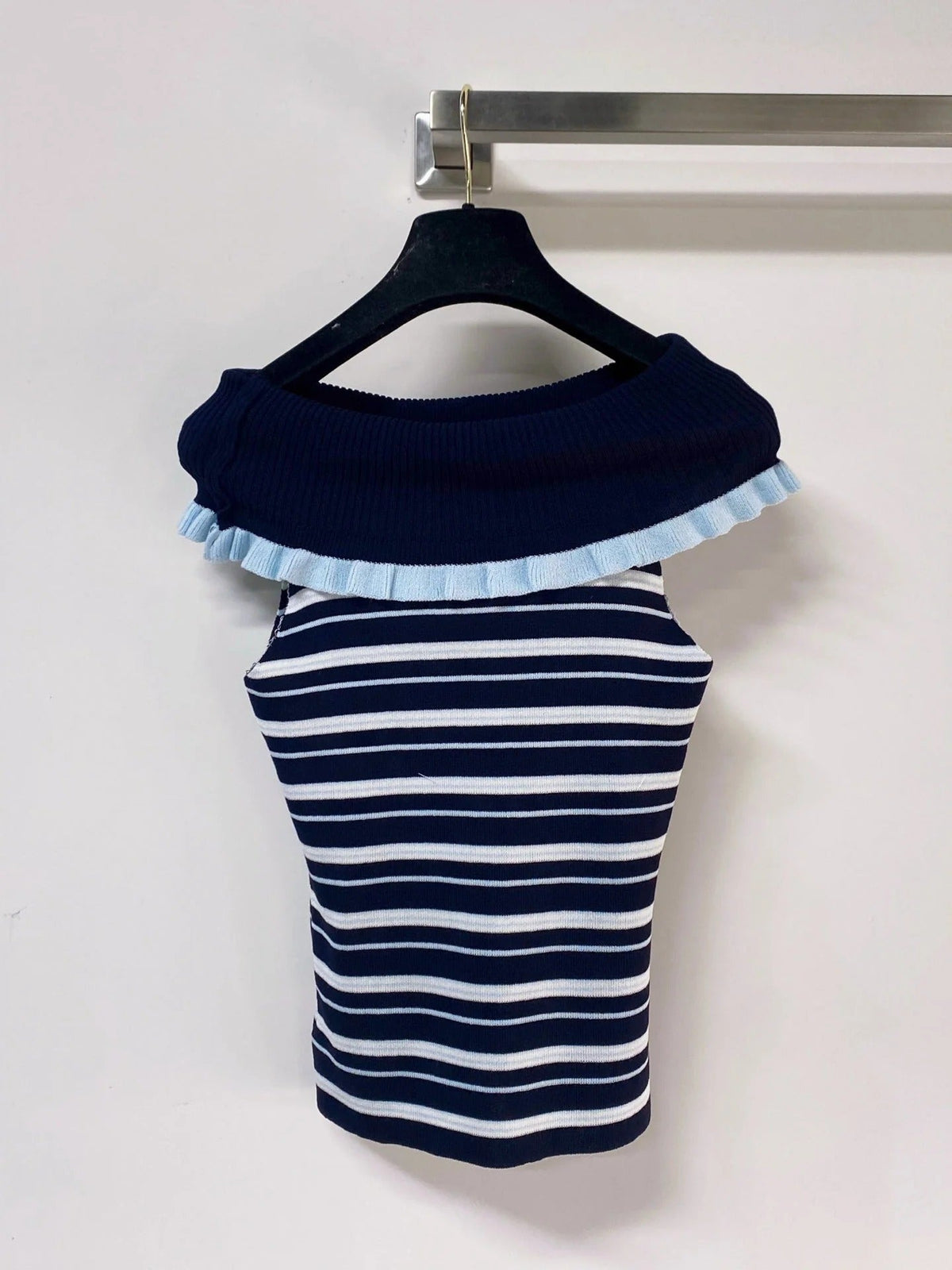 Chanel 26 Vest Navy Blue in Acrylic 283185