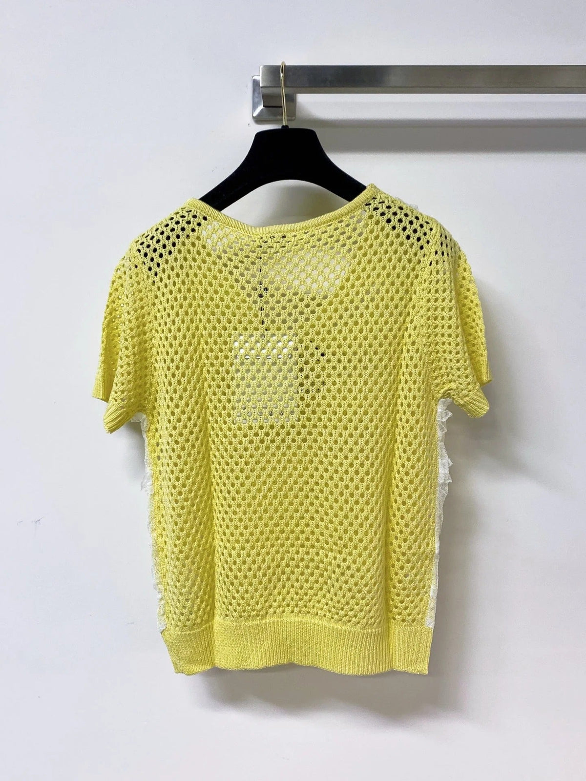 Chanel Short-Sleeve T-Shirt Yellow in Wool 305817
