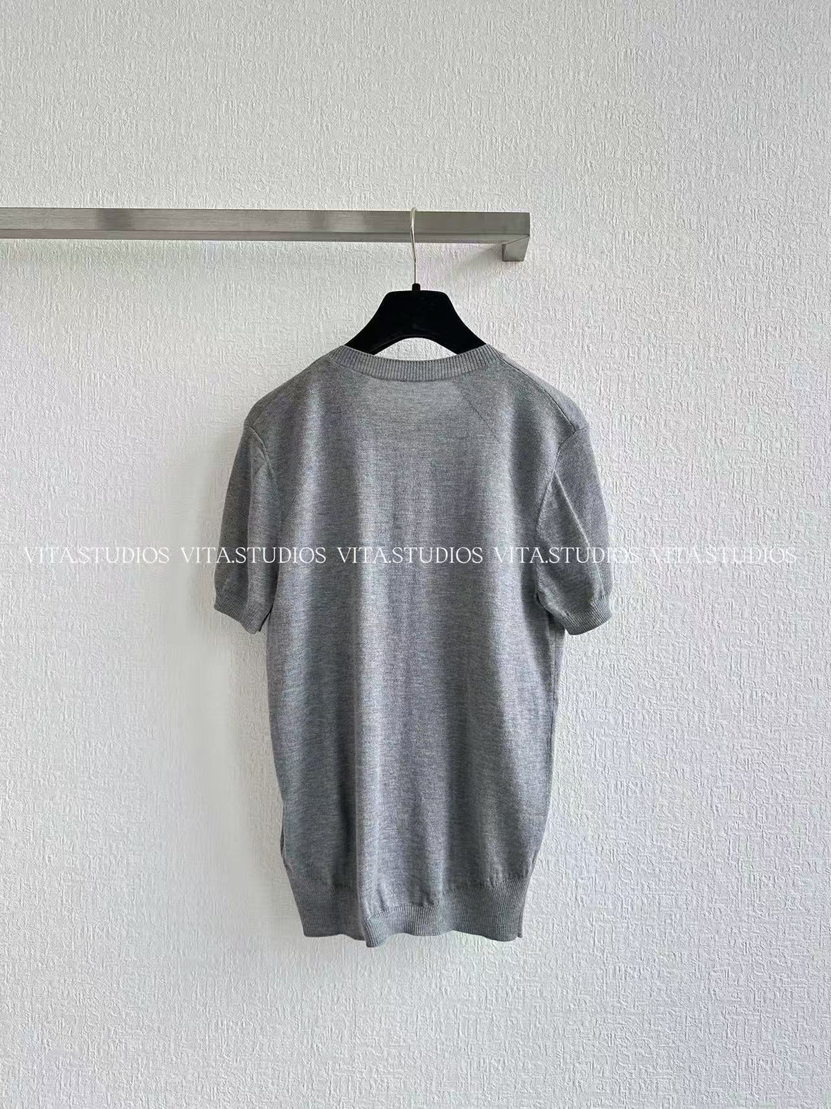 Chanel 26 Crew Neck Knit Short-Sleeve T-Shirt Gray in Cashmere 279386